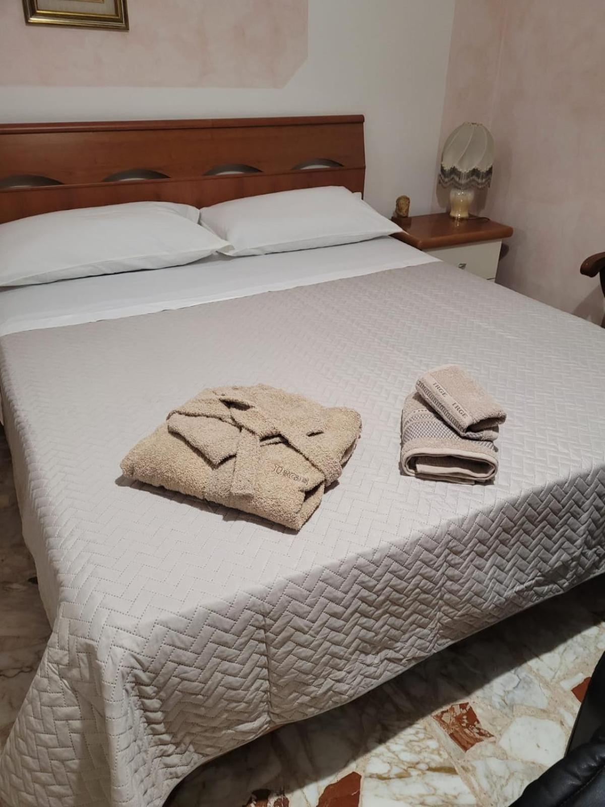 Appartement Italias House à Ciampino Extérieur photo